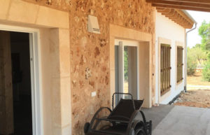 Finca - Terassenbereich im Aufbau